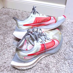 Nike zoom fly running
